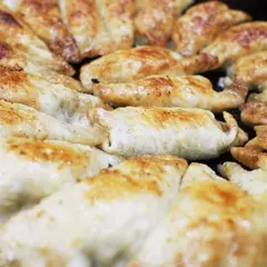 餃子の照井