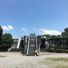 八雲立つ風土記の丘資料館