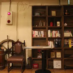 ＥＭＰＯＲＩＯ カフェ ダイニング駒沢通り学芸大学店