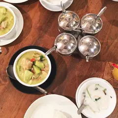 アムリタ食堂