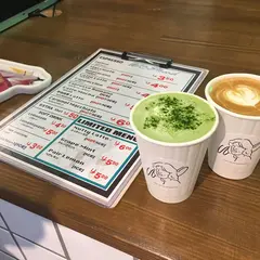 ウィズアウトスタンド shinsaibashi （W/O STAND） 