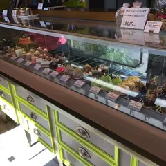 パティスリー&ショコラ バー デリーモ 目白店 （DEL'IMMO） 