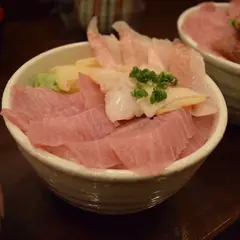 まぐろ亭