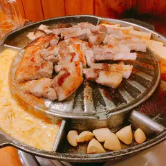 サムギョプサル専門店 でじにらんど 大久保店