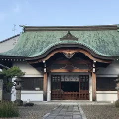 多賀殿