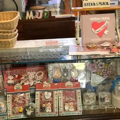 ステカ&モジョル