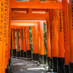 伏見稲荷神社