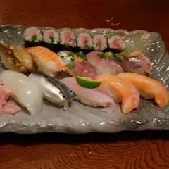 すし処 まる辰