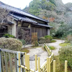 東行庵
