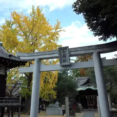 三囲神社