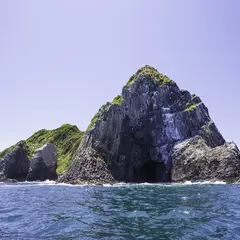 芥屋の大門