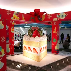 クリスタル広場