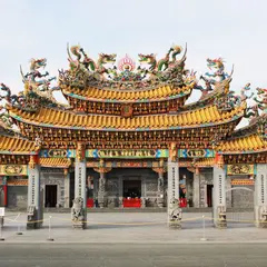 五千頭の龍が昇る聖天宮