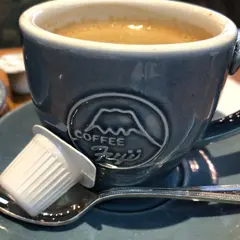 フジ