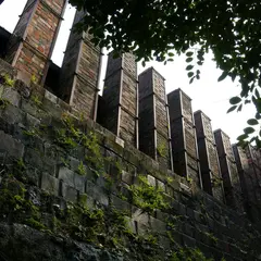 登窯広場展示工房館