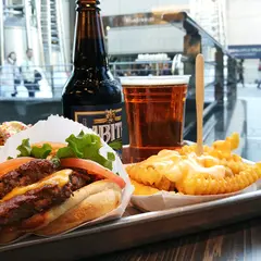 Shake Shack みなとみらい店（シェイクシャック みなとみらい店）