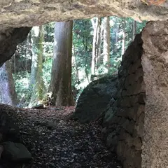 鳳来寺胎内くぐり