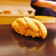 鮨 竜介