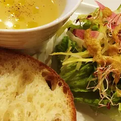 イタリア料理店オステリアウーヴァ