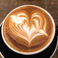 ラテスト（LATTEST）