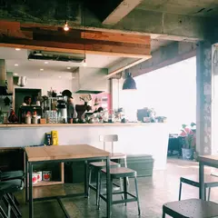 Meals and Grind/Drive Inn