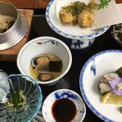 釜めし初音