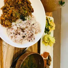 tiny peace kitchen