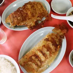 虎 中華麺舗
