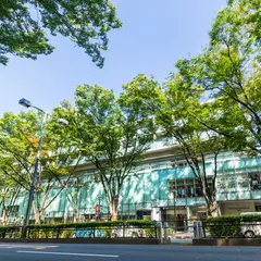 表参道ヒルズ