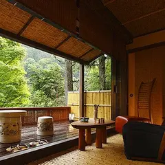 山の茶屋