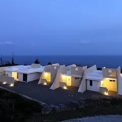 LIBEURI KOURI RETREAT