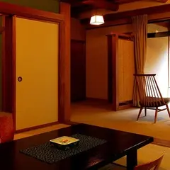 村上館湯伝