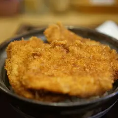 タレカツ 本店
