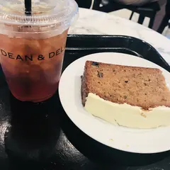 DEAN & DELUCA