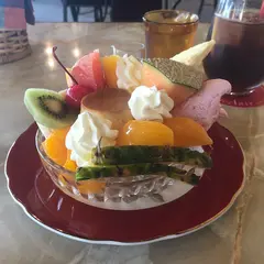 カフェ・アジール （Cafe Agir【旧店名】アカオ）