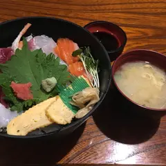 【すし、和食、いけす料理】新美勢本店