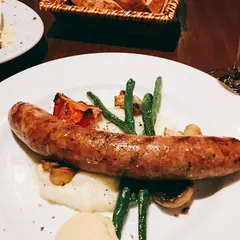 ビストロ トラディシオン