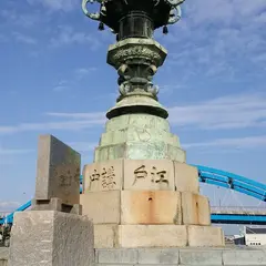 太助灯籠(江戸講中灯籠)