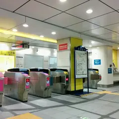 茅場町駅