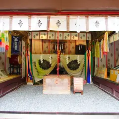 無戸室浅間神社（船津胎内神社）