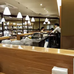 茅乃舎だし 汁や 東京駅店