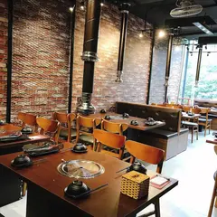 Nhà Hàng Deli 4B - BBQ & Hotpot