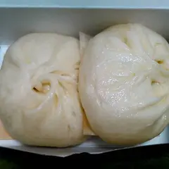 551蓬莱 難波駅店