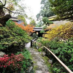 黒茶屋