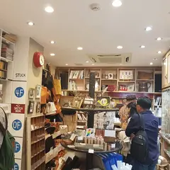 月光荘画材店