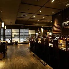 黒座暁樓