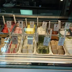 GELATO&CAFFE伊澤いちご園(道の駅しもつけ店)