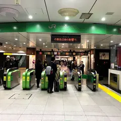 東京駅八重洲口