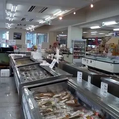 うおいち