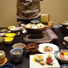 雄琴荘